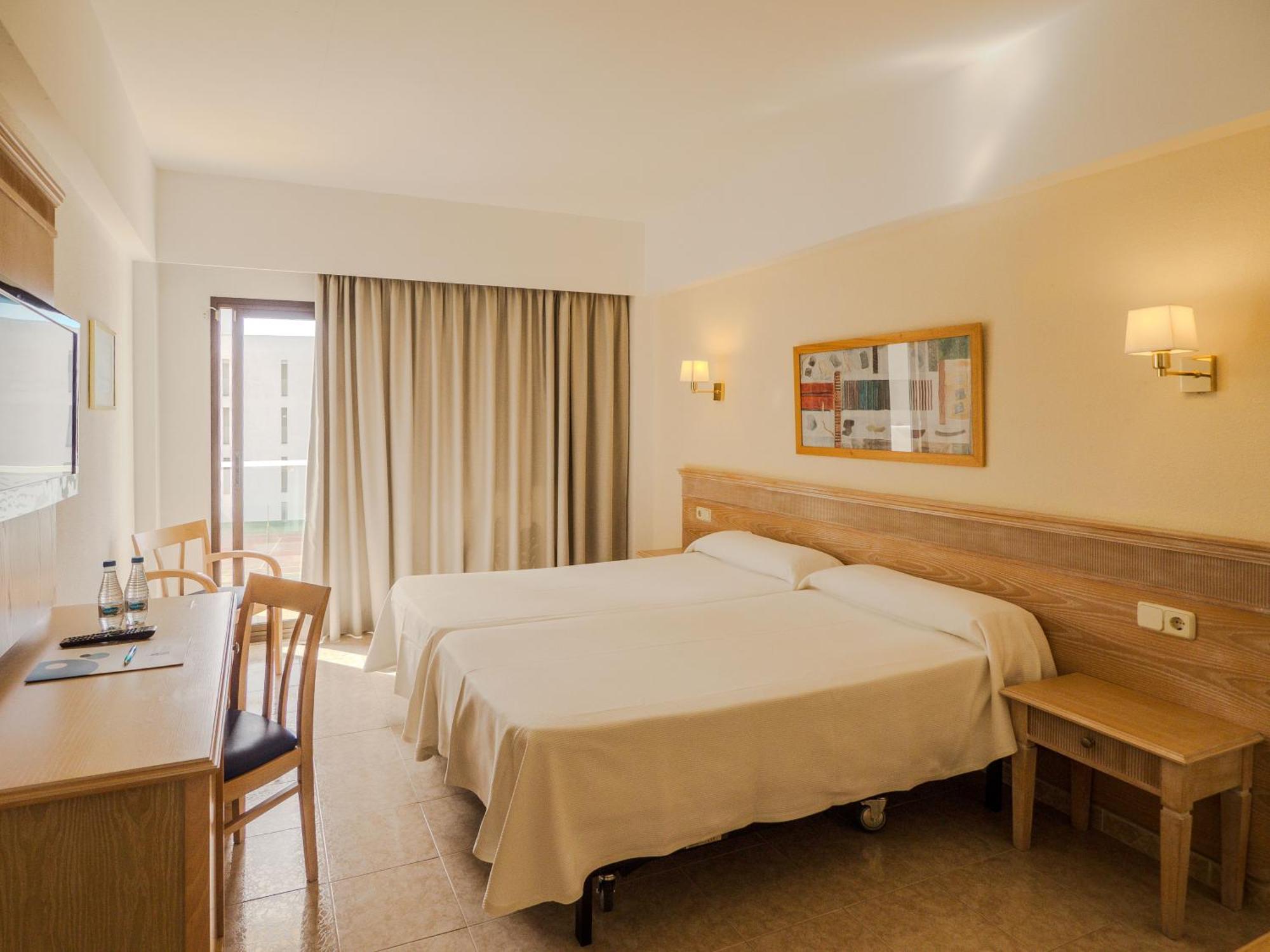 Hotel Santa Maria Playa Кала Миллор Экстерьер фото